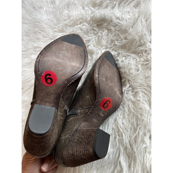 Frye Size 6 Renee Brown Gray Seam Distressed Burnished Leather NWOB Cowgirl Core - Picture 9 of 16